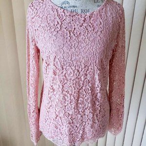 Rose + Olive Women’s Size Medium Bell Sleeve Blouse Pink Lace Scallop Hem Cotton